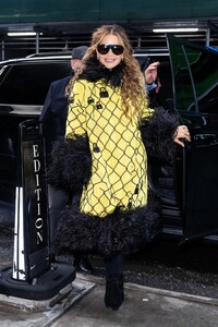 rita-ora-prepares-for-her-new-year-s-eve-hosting-gig-in-new-york-12-29-2023-6.jpg