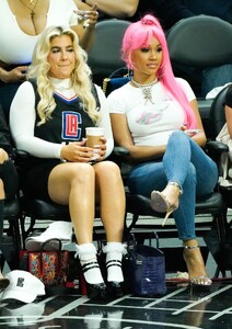 saweetie-at-clippers-vs.-suns-game-at-crypto.com-arena-in-los-angeles-04-06-2022-1.jpg