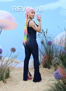 saweetie-at-revolve-party-at-coachella-2023-music-festival-in-indio-04-15-2023-1.jpg