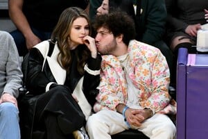 selena-gomez-and-benny-blanco-at-lakers-vs.-miami-heat-game-at-crypto.com-arena-in-los-angeles-01-03-2024-0.jpg