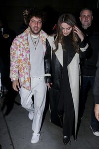 selena-gomez-and-benny-blanco-leaves-lakers-vs.-miami-heat-game-at-crypto.com-arena-in-los-angeles-01-03-2024-4.jpg