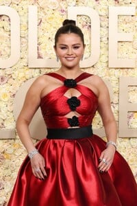 selena-gomez-at-81st-annual-golden-globe-awards-in-los-angeles-01-07-2024-1.jpg