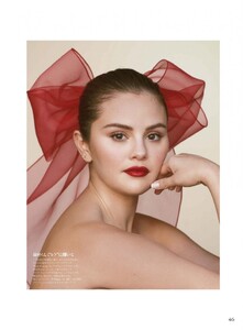 selena-gomez-in-vogue-japan-february-2024-5.jpg