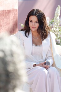 selena-gomez-the-launch-of-rare-beauty-s-find-comfort-body-collection-in-beverly-hills-01-10-2024-0.jpg