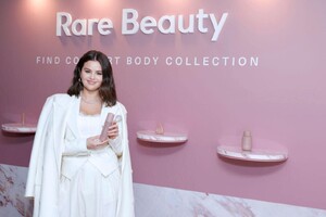 selena-gomez-the-launch-of-rare-beauty-s-find-comfort-body-collection-in-beverly-hills-01-10-2024-1.jpg