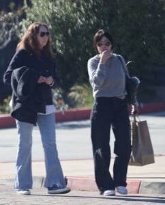 shannen-doherty-at-a-new-year-s-day-brunch-with-her-mother-in-malibu-01-01-2024-0.jpg