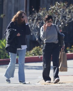 shannen-doherty-at-a-new-year-s-day-brunch-with-her-mother-in-malibu-01-01-2024-1.jpg