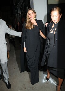 sofia-vergara-griselda-after-party-in-london-01-10-2024-2.jpg