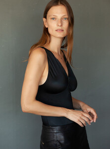 tanya-ruban-38560-scaled.thumb.jpg.ad9a4f5453d2d302cec502a278073662.jpg