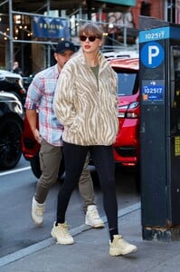 taylor-swift-at-the-electric-lady-studios-in-new-york-01-11-2024-2.jpg