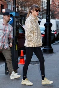 taylor-swift-at-the-electric-lady-studios-in-new-york-01-11-2024-3.jpg