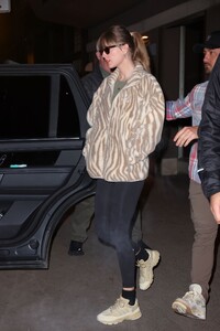 taylor-swift-at-the-electric-lady-studios-in-new-york-01-11-2024-7.jpg