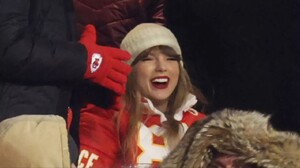 taylor-swift-miami-dolphins-vs-kansas-city-chiefs-in-kansas-city-01-13-2024-4.jpg