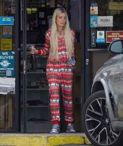 tori-spelling-visits-a-liquor-store-on-new-year-s-eve-in-los-angeles-12-31-2023-1.jpg