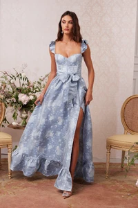 veronicadenimblue-3.thumb.webp.eb5e52d275a287be7aa34e63fa49c955.webp