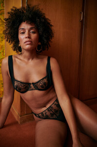 yse-lingerie-corbeille-un-slow-avec-toi-noir+(10).jpg