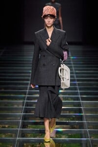 00012-prada-fall-2024-ready-to-wear-credit-gorunway.jpeg