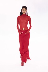 00028-courreges-fall-2023-ready-to-wear-credit-brand.thumb.jpg.1f43c7f2d4ab2eda1eb371713fa2243c.jpg