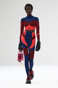 00037-ferrari-fall-2023-ready-to-wear-credit-gorunway.thumb.jpg.822950b757e867e1fd0276011470fddb.jpg