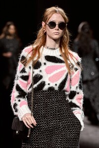 00056-chanel-fall-2023-ready-to-wear-details-credit-gorunway.thumb.jpg.fd47c6a1d7bbbba488b1e613007ffdaf.jpg