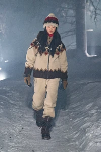 00071-moncler-grenoble-fall-2024-ready-to-wear-credit-brand.thumb.webp.752208b503aea5a21477cee86bda91c5.webp