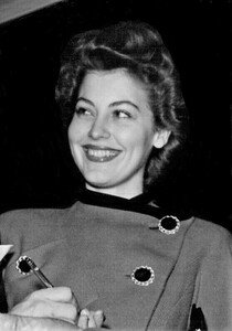 1942 Ava Gardner at Ciro's.jpg