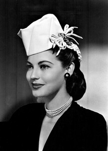 1944.jpg