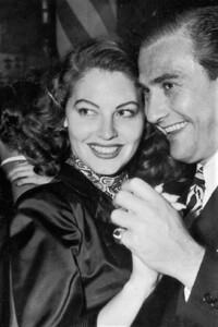 1944 Ava Gardner dances with jazz musician and bandleader Artie Shaw at the Mocambo, Hollywood, California.jpg