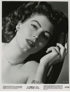 1951.thumb.JPG.99fbe5fd2949392df62f9c510d7cd966.JPG