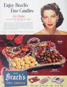 1953candy.thumb.JPG.5ce7bc0823346cfffb7afe1e3731dda1.JPG