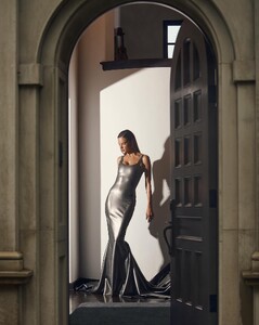 [2024.02.04] alessandraambrosio_425707075_18415480117000670_3091189002603363732_n.jpg