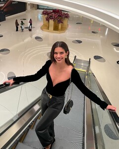 [2024.02.04] sarasampaio_425532285_18418381543058288_7665896658398039299_n.jpg