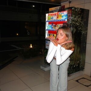 [2024.02.24] scarlett.mayer__429468466_2604797046364265_5811726993332103658_n.jpg