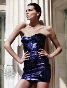 40_201008voguefrphdavidsims047dariawerbowy.thumb.jpg.3698f5681c0b5488c3fbfb122c62d4fe.jpg