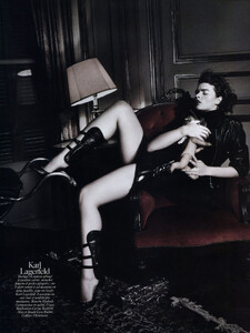 40_201008voguefrphdavidsims048crystalrenn.thumb.jpg.4bb471c3883577b300cb9e775d3b2500.jpg