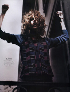 40_201008voguefrphdavidsims065frejabehaerichsen.thumb.jpg.e0862a455e363fb4451a3db0af5b2b07.jpg