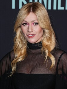 444066808_kat-15.jpg