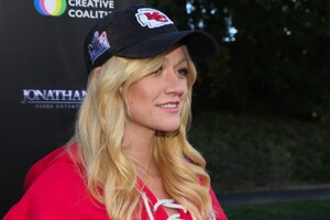 446537220_kat-7.jpg