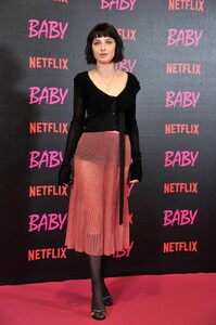 Alice-Pagani_-Baby-TV-Series-Photocall--03-662x995.jpg