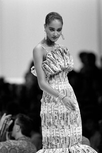 Ann_Fiona_Scollay_Fendi_SS1987_08.jpg