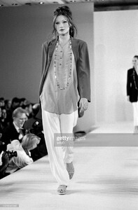 Anne Klein Spring 1993 Ready to Wear Runway Show 2.jpg