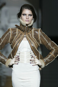 AntonioBerardi2004WomenFW41.thumb.jpg.732636f9b244482e97f639de3caa96f3.jpg