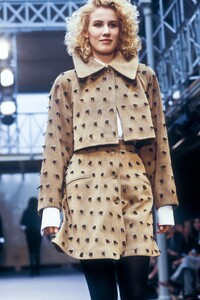 AzzedineAlaia1989WomenRTW24.thumb.jpg.00cc0f6bdca87e5d7942127c23109d07.jpg