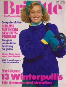 BrigitteDe161085no22__001.thumb.jpg.3146a3335804da507a15b15454e063ca.jpg