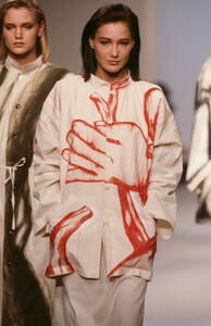 Carla_Jean-Charles_de_Castelbajac_SS1987_01.jpg