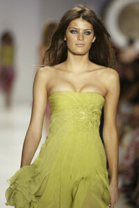 CarlosMiele2004WomenSS13.thumb.jpg.5ec3f08ea34c09f38d6a78baf1845107.jpg