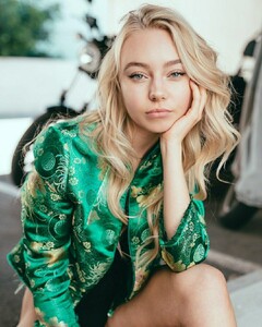 Cassie Brown db5c60515188850eb932837102e72c9f.jpg