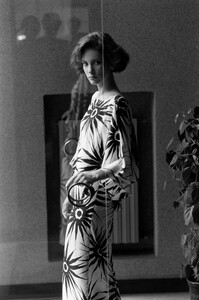 Cathy_Gallagher_Versace_Resort_1984_003.jpg