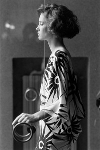 Cathy_Gallagher_Versace_Resort_1984_014.jpg