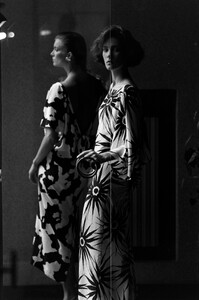Cathy_Gallagher_Versace_Resort_1984_028.jpg